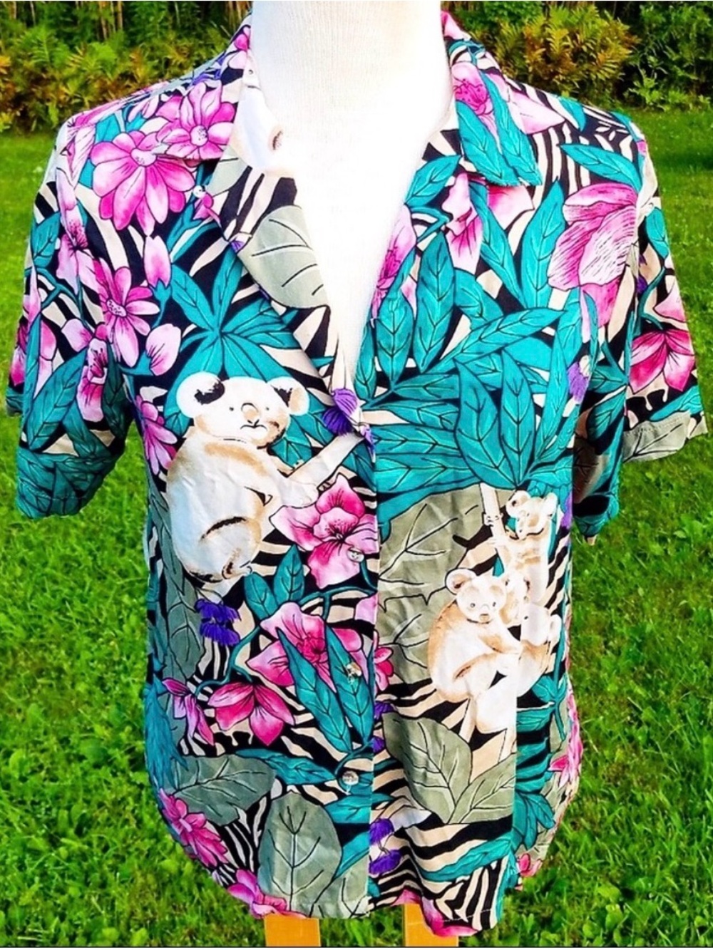 Vintage Cheryl Tiegs koala bear button down shirt